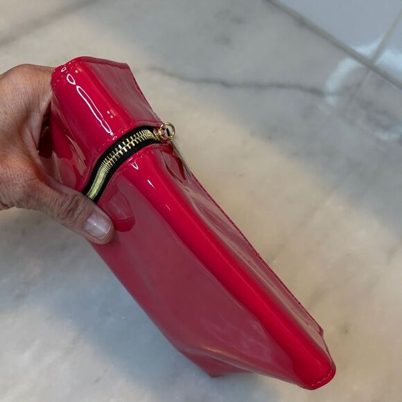 Yves Saint Laurent Purse NWOT red patent leather clutch cosmetic Bag - Picture 12 of 17